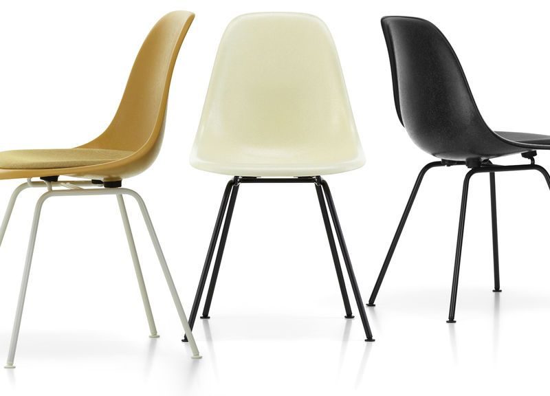 EAMES FIBERGLASS SIDE CHAIR (chaise) DSX - Coque polyester teinté, renforcé de fibre de verre